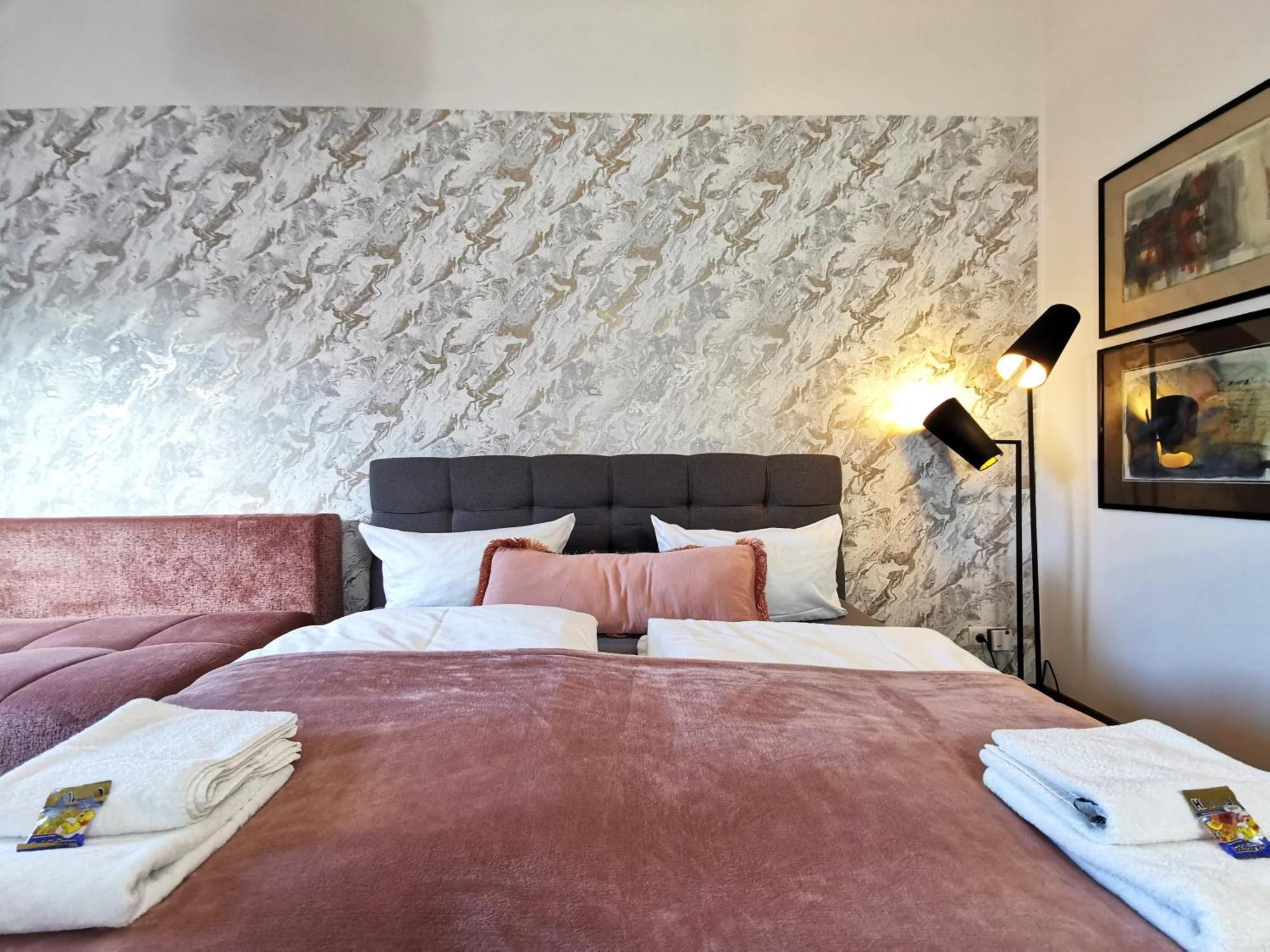 Bohnapartments Steigerwald - Natur In Der Stadt - Vollausstattung - Wlan - Gratis Parkplaetze 에르푸르트 외부 사진